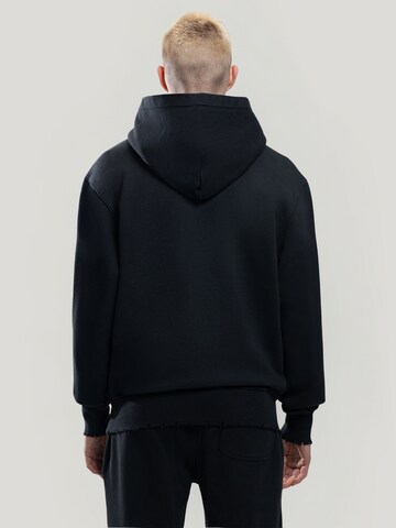 MAD TIGERS Sweatshirt 'Vintage' in Black