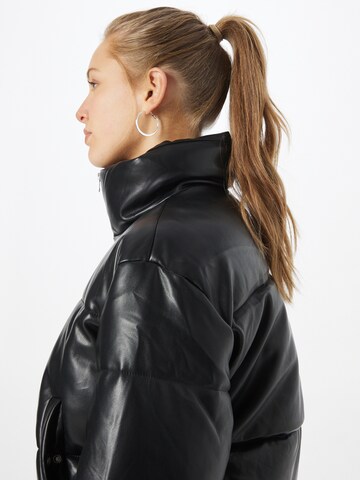 Abercrombie & Fitch Between-Season Jacket in Black