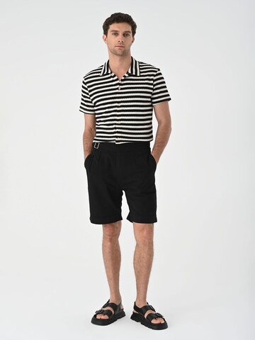 Antioch - Slim Fit Camisa em bege