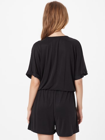 Urban Classics Jumpsuit in Zwart