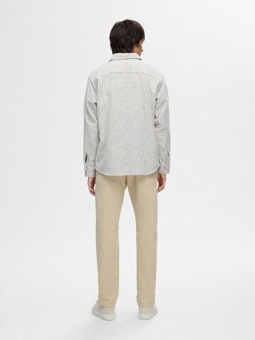 Regular fit Camicia 'Twill' di SELECTED in grigio