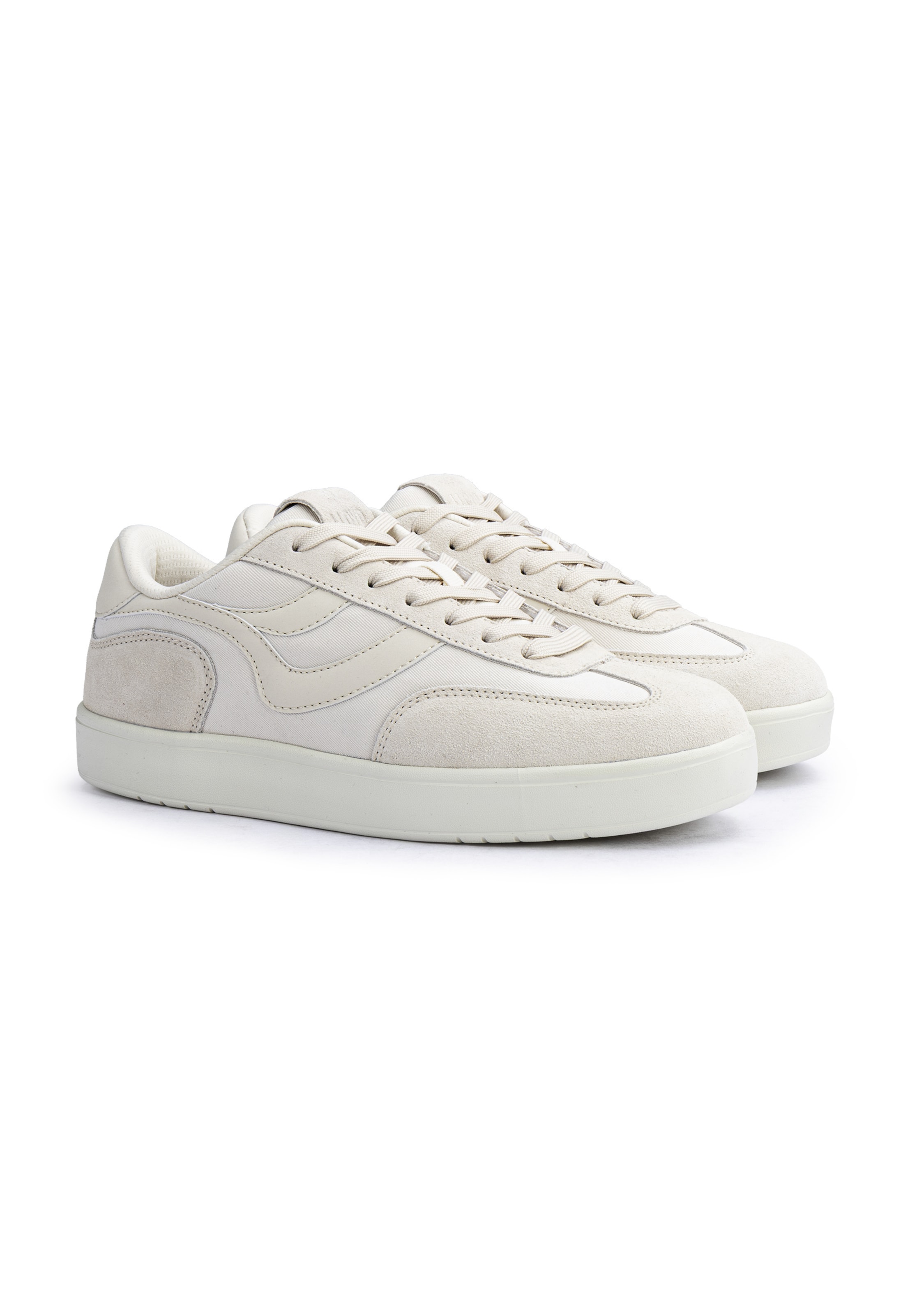 Chaussure à lacets LLOYD en blanc