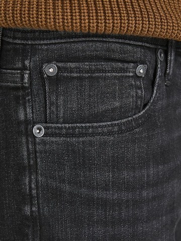 JACK & JONES Regular Jeans 'Mike' in Zwart