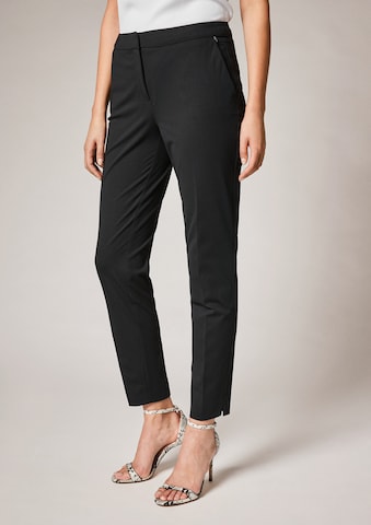 COMMA Pleated Pants in Black: front