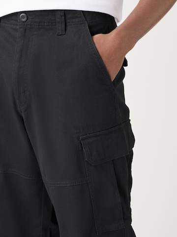 Next - Ropa ancha Pantalón cargo en negro
