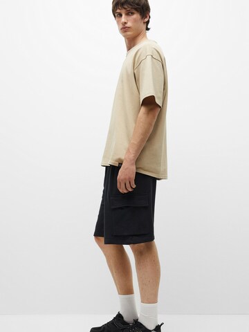 Pull&Bear Regular Shorts in Schwarz