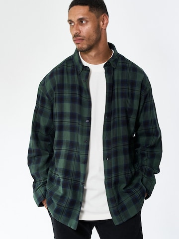 Legends Regular fit Button Up Shirt in Green