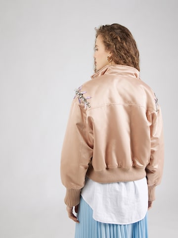 Essentiel Antwerp Between-Season Jacket in Beige