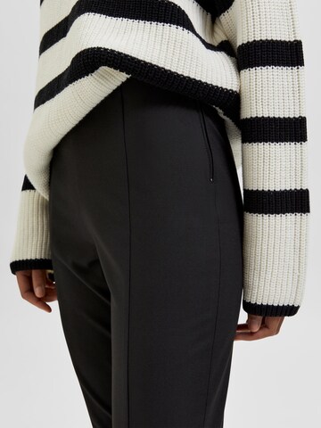 évasé Pantalon 'Eliana' SELECTED FEMME en noir