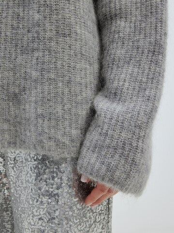 Pull-over 'Harriet' EDITED en gris