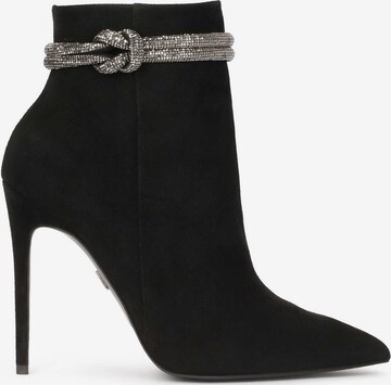 Kazar Booties in Black