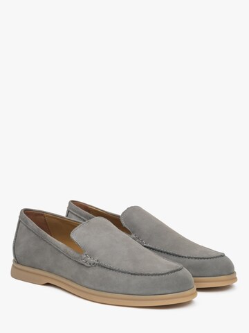 Estro Moccasin '09-4504' in Grey: front