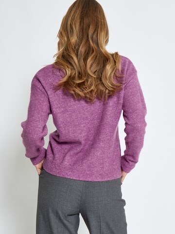 Pullover 'Gea' di DESIRES in rosa