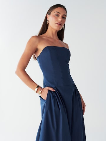 BWLDR Avondjurk 'MIA' in Blauw