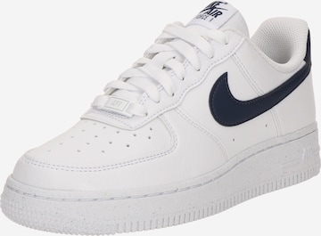Nike SportswearNiske tenisice 'Air Force 1 '07 SE' - bijela boja: prednji dio
