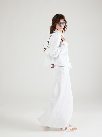 Veste mi-saison Tommy Jeans en blanc