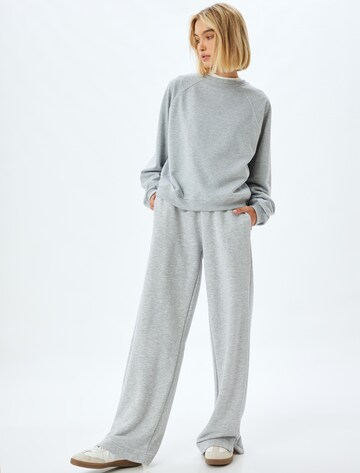 Koton Sweatshirt in Grau