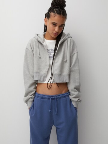 Pull&Bear Sweatjacke in Grau: predná strana