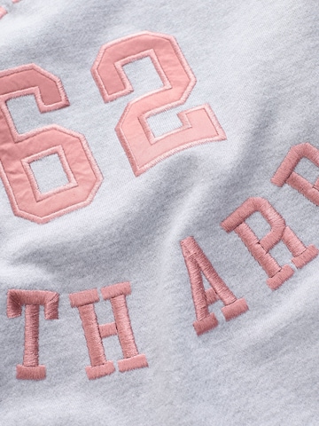 Next Μπλούζα φούτερ 'Applique Le Marais City' σε γκρι