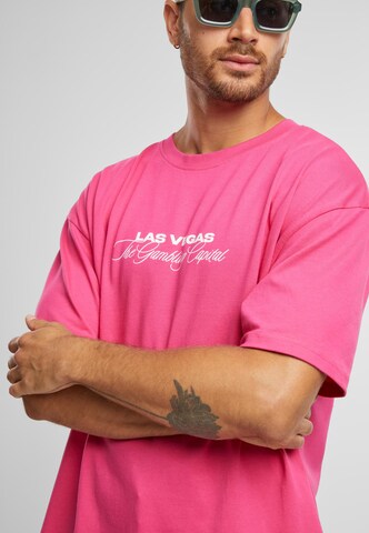 Tricou 'Gambling Capital' de la Mister Tee pe roz
