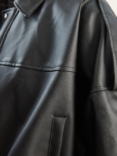 Bianco Lucci Tussenjas in de kleur Zwart, Productweergave