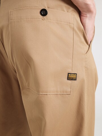 Effilé Pantalon à pince G-STAR en beige