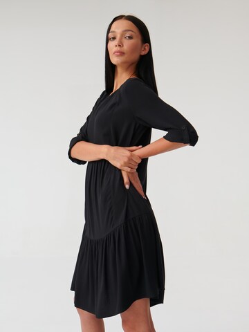 TATUUM Φόρεμα 'NATURO' σε μαύρο