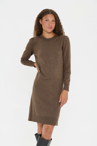 SAINT TROPEZ - Vestido em castanho: frente
