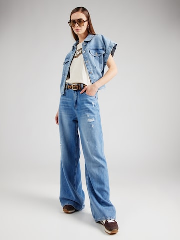 LEVI'S ® Koszulka 'THE PERFECT' w kolorze biały