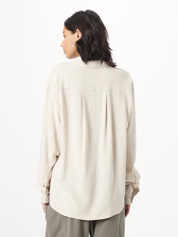 WEEKDAY Bluse i beige