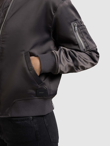 Veste mi-saison 'Beth' khujo en gris