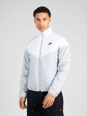 Veste mi-saison Nike Sportswear en gris : devant