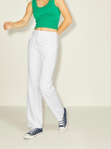JJXX Loose fit Pleated Pants 'Mary' in White