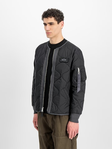 ALPHA INDUSTRIES Jacke 'Q-1' in Schwarz: Vorderseite