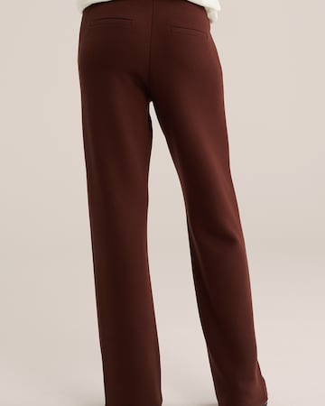 regular Pantaloni di WE Fashion in marrone