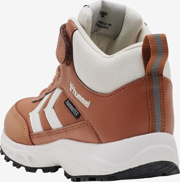 Hummel Boots in Brown