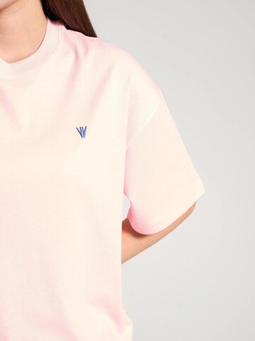 NOWIHT - Camiseta 'Zenobia' en rosa
