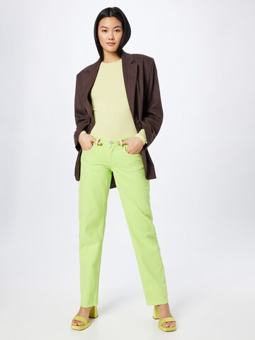 regular Jeans di NLY by Nelly in verde