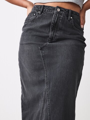 Next Skirt in Black