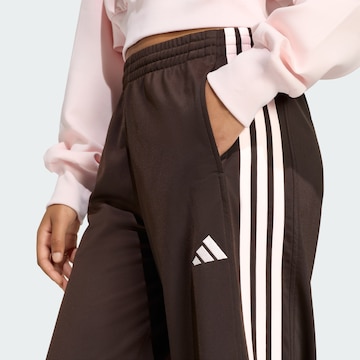 ADIDAS SPORTSWEAR Wide Leg Sporthose 'Dayready' in Braun