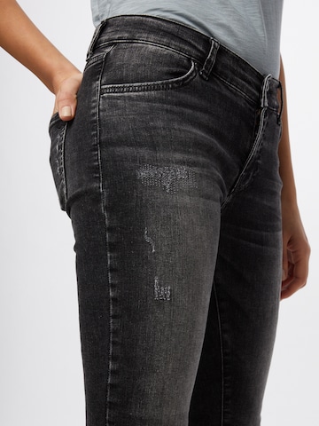 LTB Slimfit Jeans 'Lonia' in Zwart