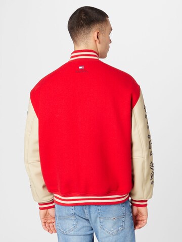 Tommy Jeans Between-season jacket in Red