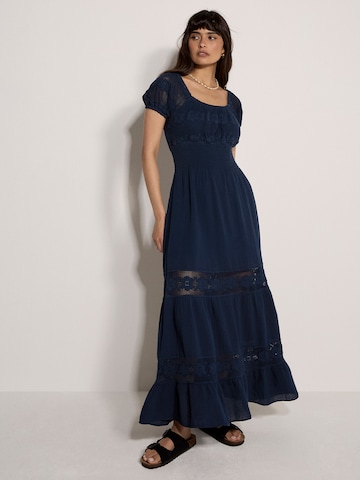 Apricot Dress ' ' in Blue