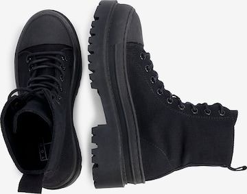 Tommy Jeans - Botines con cordones en negro