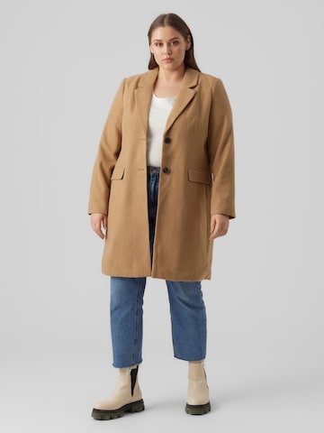 Vero Moda Curve - Abrigo de entretiempo en marrón