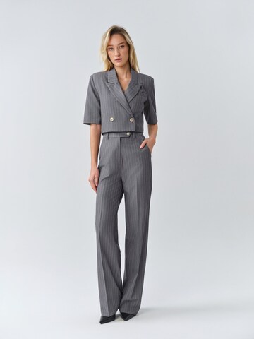 Blazer di MB by Marta Buzolic in grigio