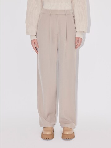 LeGer by Lena Gercke Loose fit Pleat-front trousers 'Inge Tall' in Brown: front