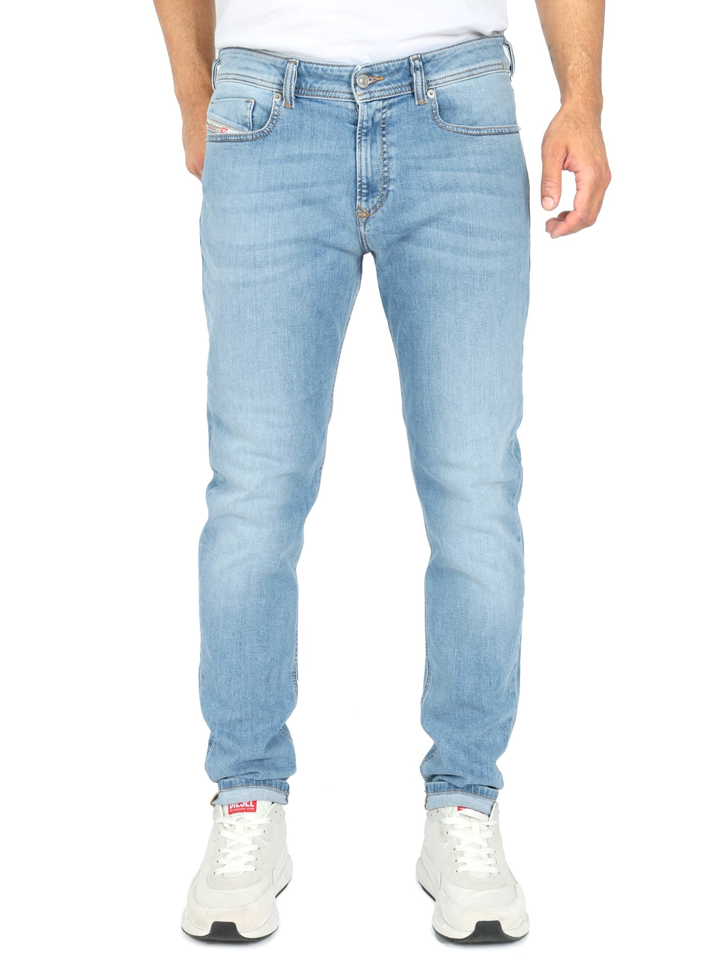 DIESEL Skinny Jeans '1979 Sleenker' in Blue: front