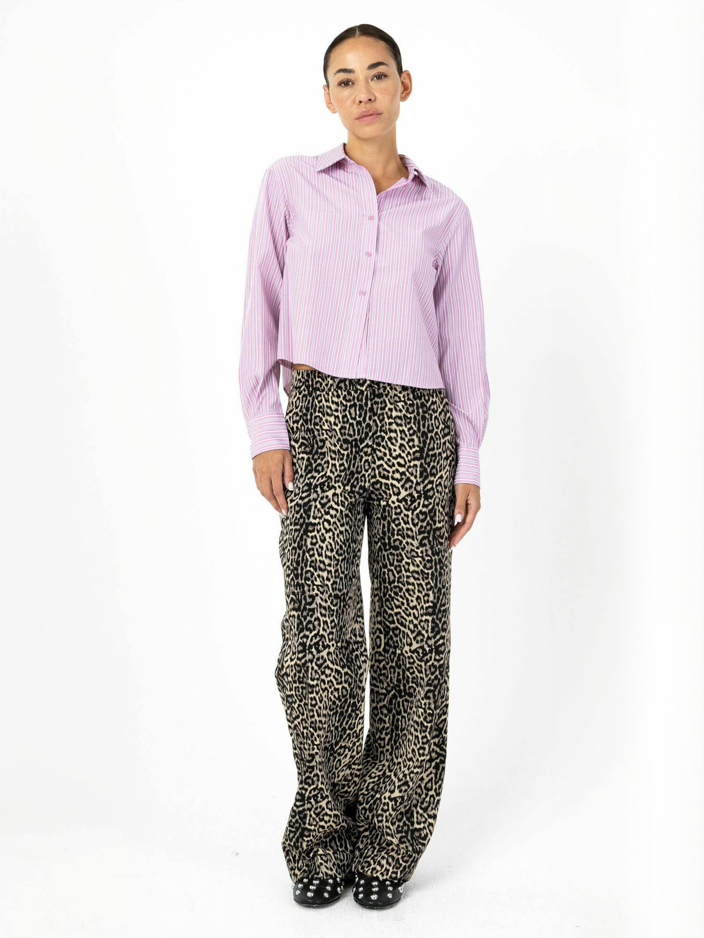 T-shirt ' Short ' Coster Copenhagen en rose : devant