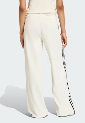 ADIDAS ORIGINALS Wide Leg Hose in Weiß